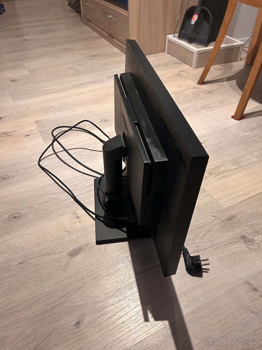 Monitor Samsung SyncMaster F2380 - 4