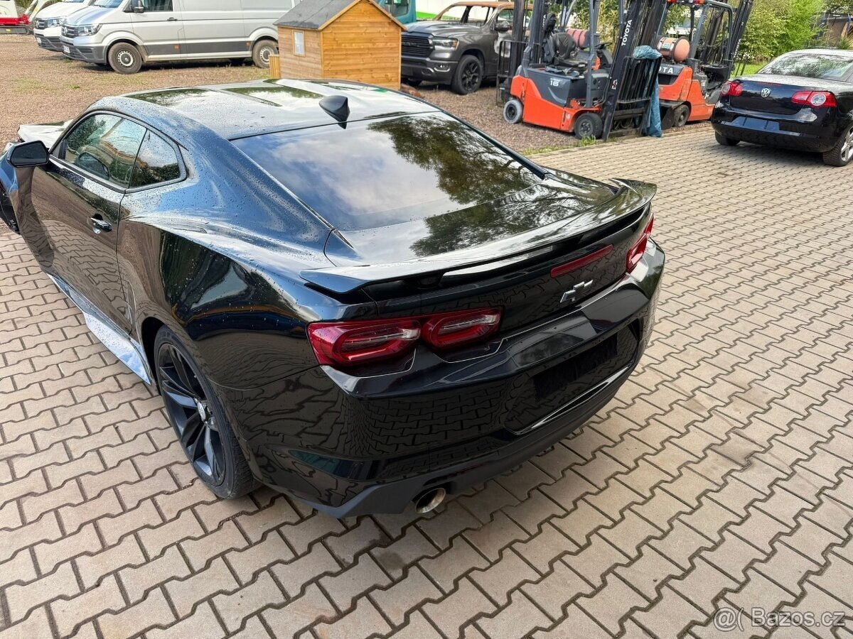 Chevrolet Camaro 3.6 250kw RS rok -2018 - 4