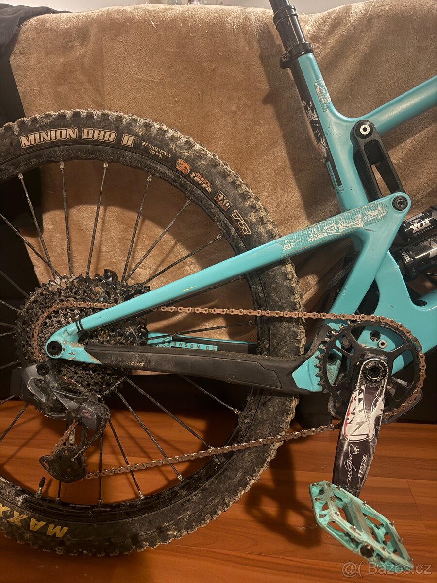 Santa Cruz Bronson CC v3 kashima - 4