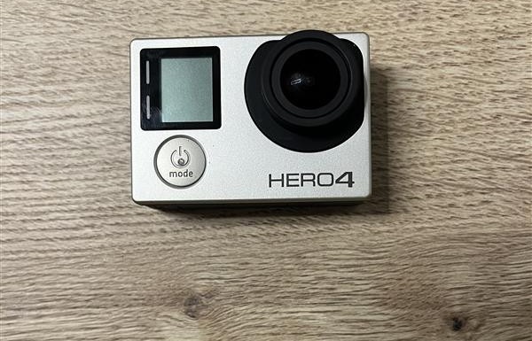 Prodám GoPro HERO 4 SILVER - 4
