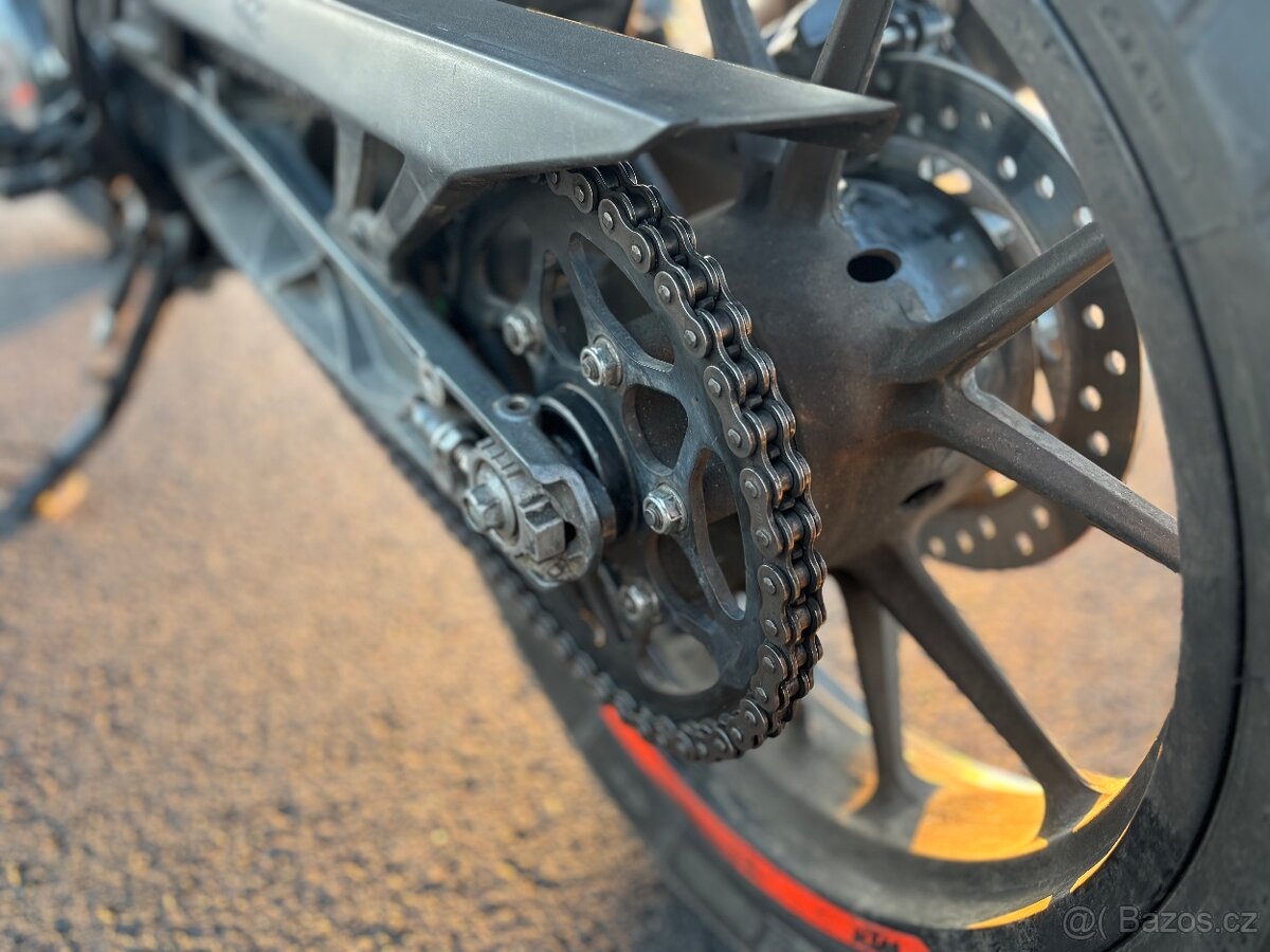 Prodám KTM Duke 125 - 4