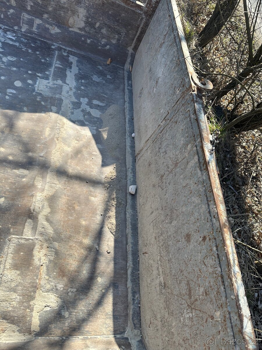 Hákový kontejner typ Avia - 4