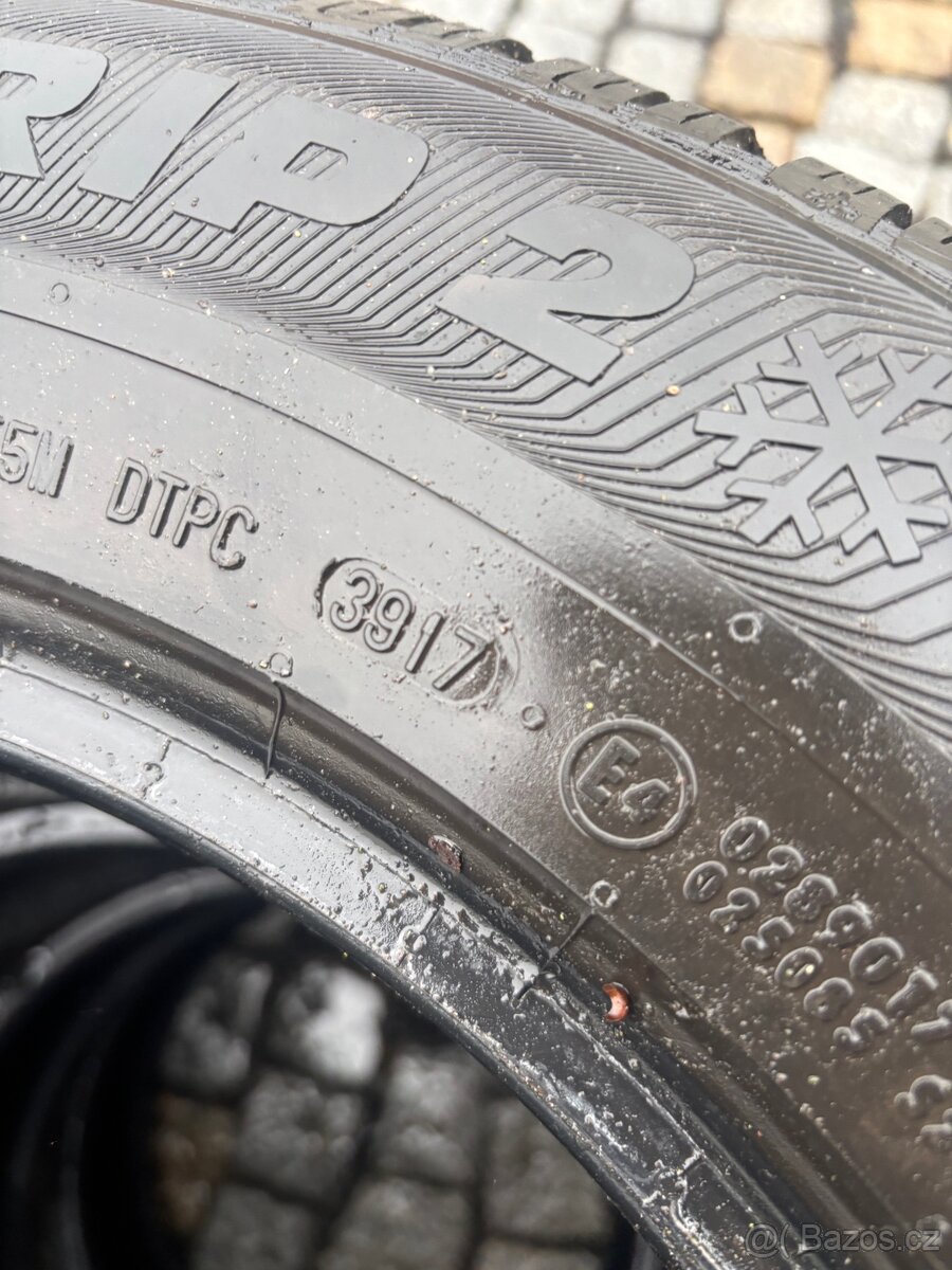Semperit 215/65 R16 Zimní pneumatiky - 4