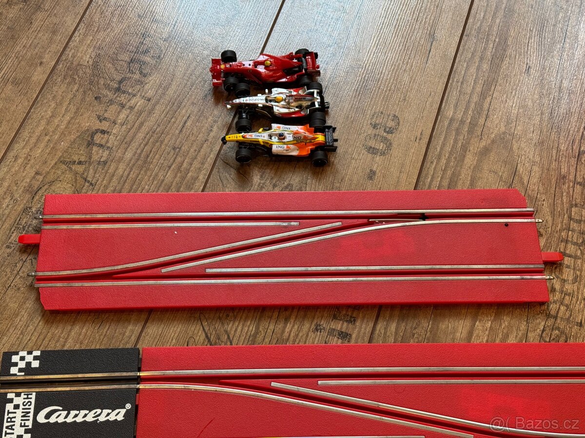 Autodráha Carrera digitál 143 pole position - 4