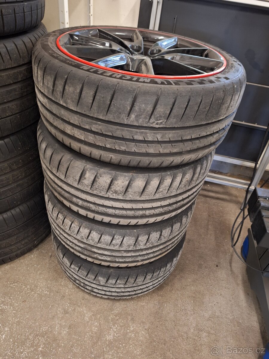 Prodám nové alu disky Borbet VW,Seat - 4