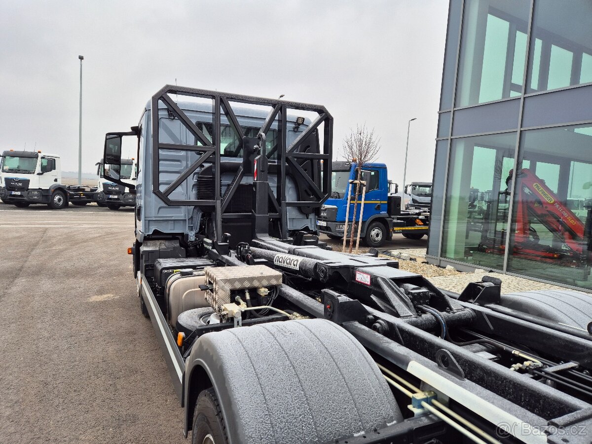 MANTRAKTOR MAN TGL 12.220 NOSIČ KONTEJNERU - 4