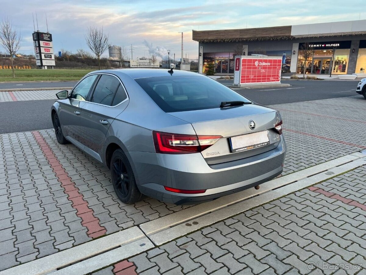 Škoda Superb III 2.0 TDi 140kw 4x4 DSG L&K ČR - 4
