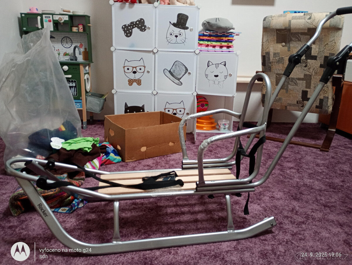 Sáňky Kunert Rocker s fusakem - černé - TOP STAV - 4