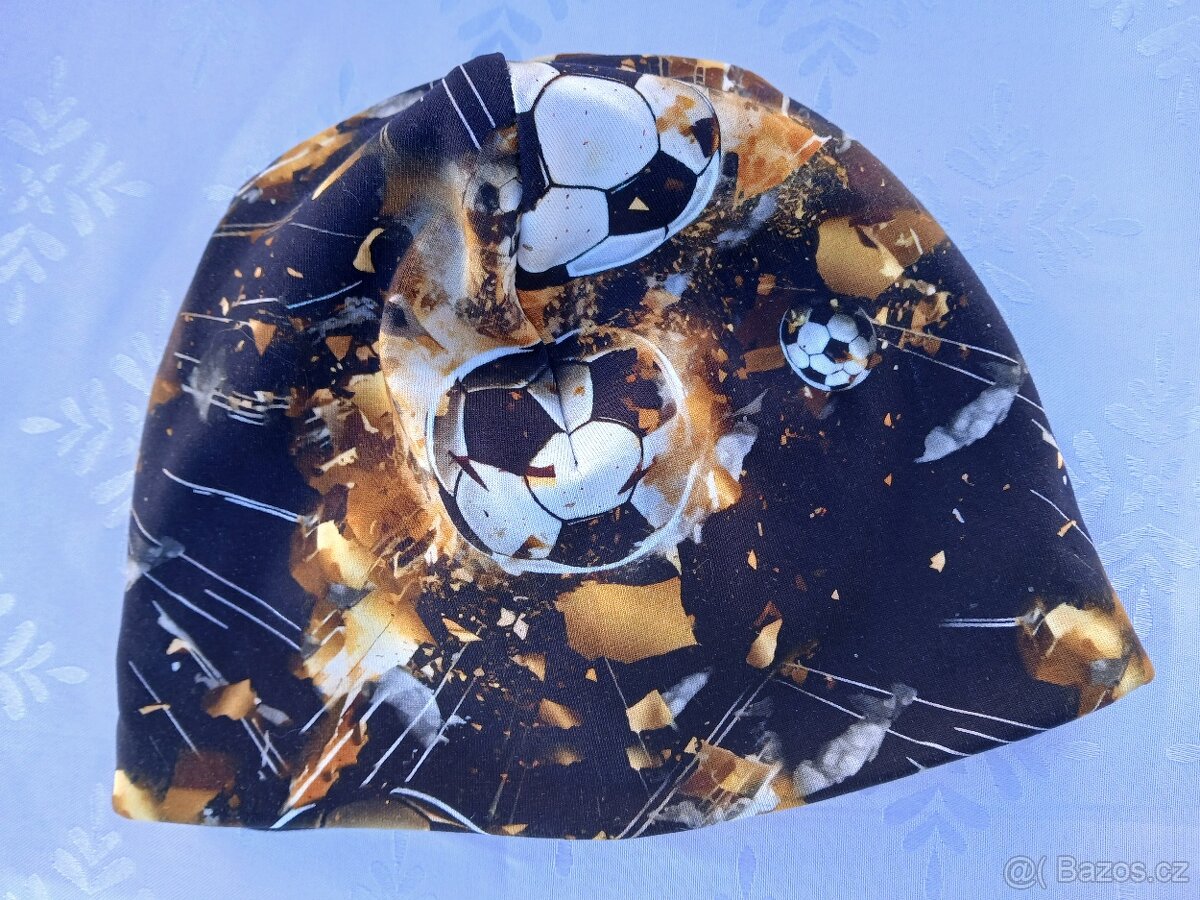 Ušité originální čepice - 4