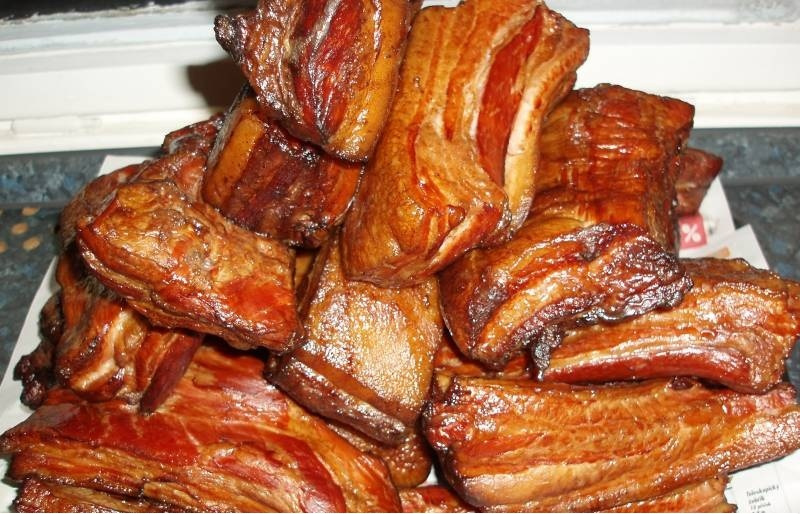 Dřevěná udírna s topeništěm, retro kování - 4