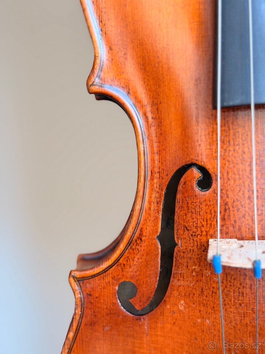 Krásné staré housle - 4