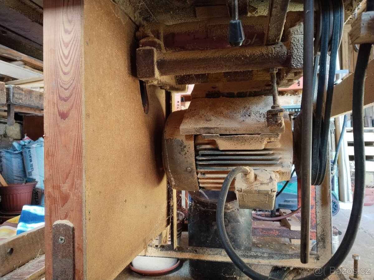 Stará cirkulárka - 4