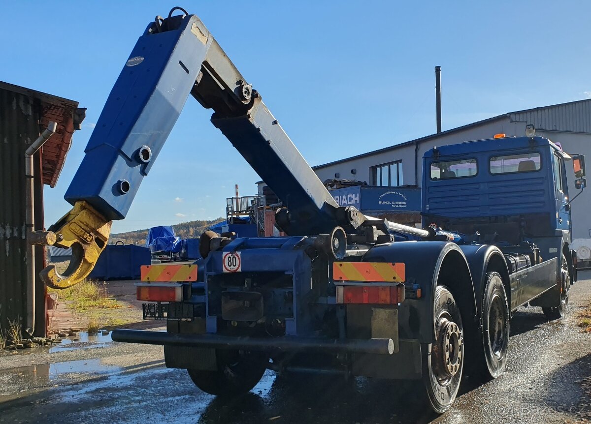 Steyr-Man F2000 kontejner - 4