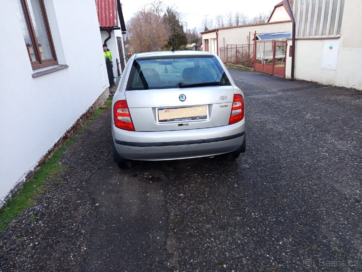 Škoda fabia 1.2 - 4