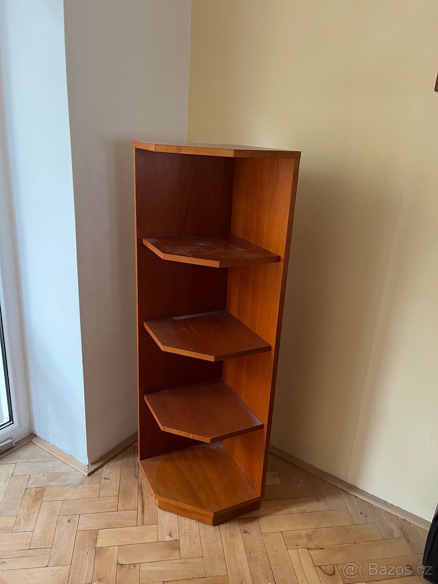Nabízím skříně - 4