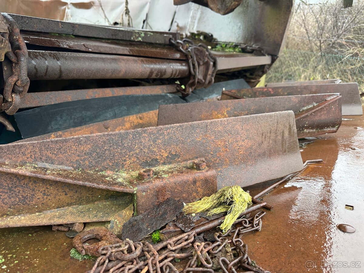 Rozmetadlo RMA 8 na dvounápravovém podvozku - 4