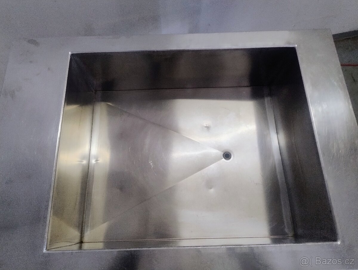 Vodní lázeň, Ohřevná vana na 2 GN - 4