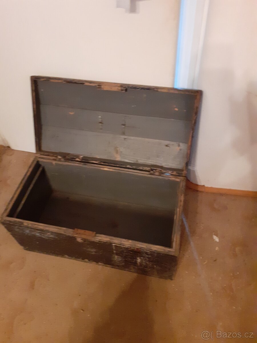 Starožitný, vojenský kufr - 4