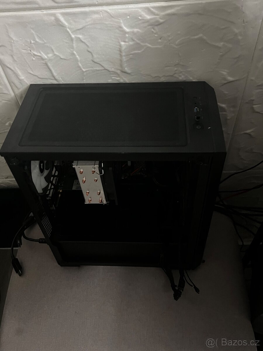 GIGABYTE B365M AORUS ELITE + Intel i5-9400F + chladič - 4