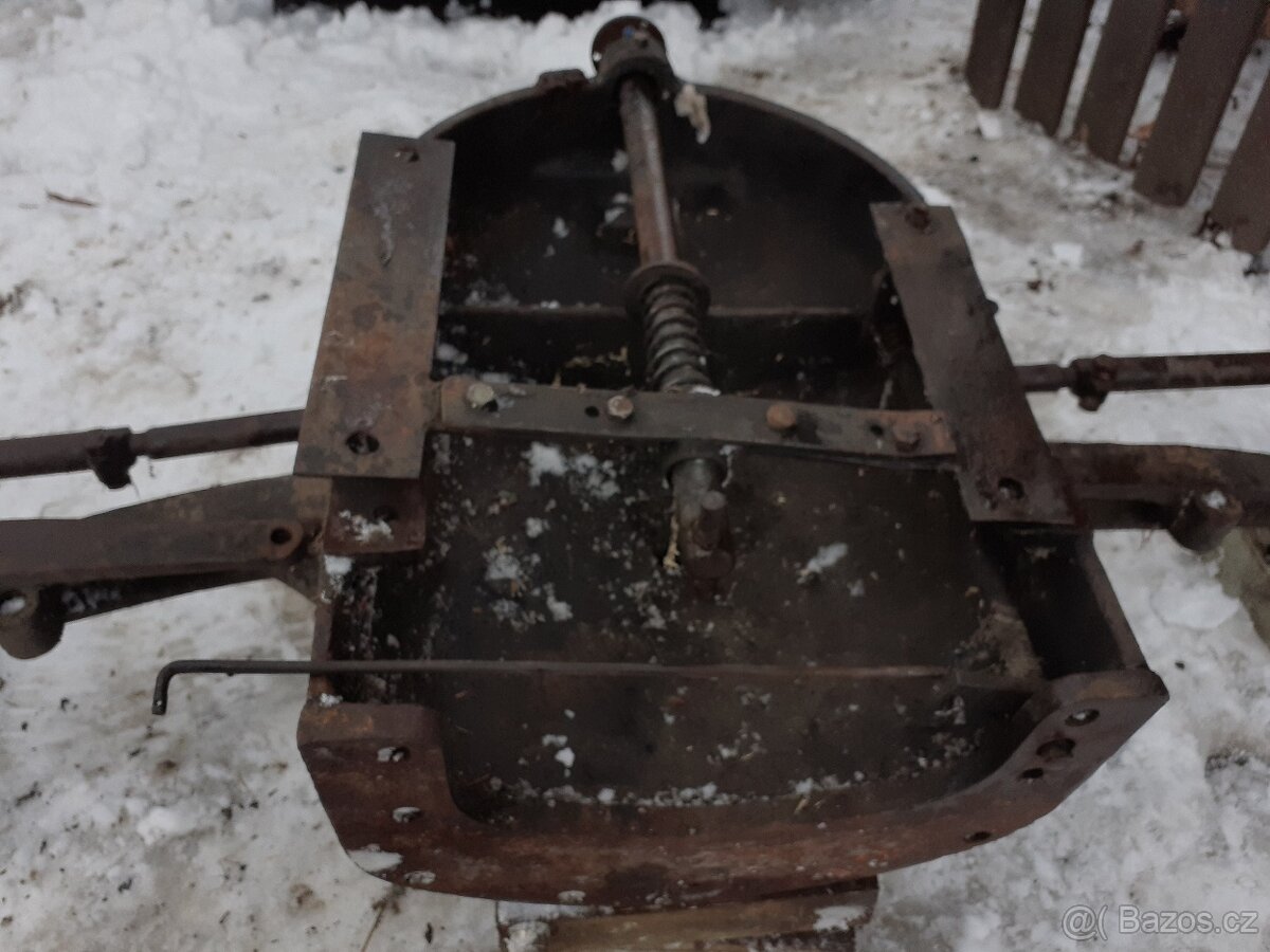 Prodám přední nápravu a díly Zetor 15 - 4