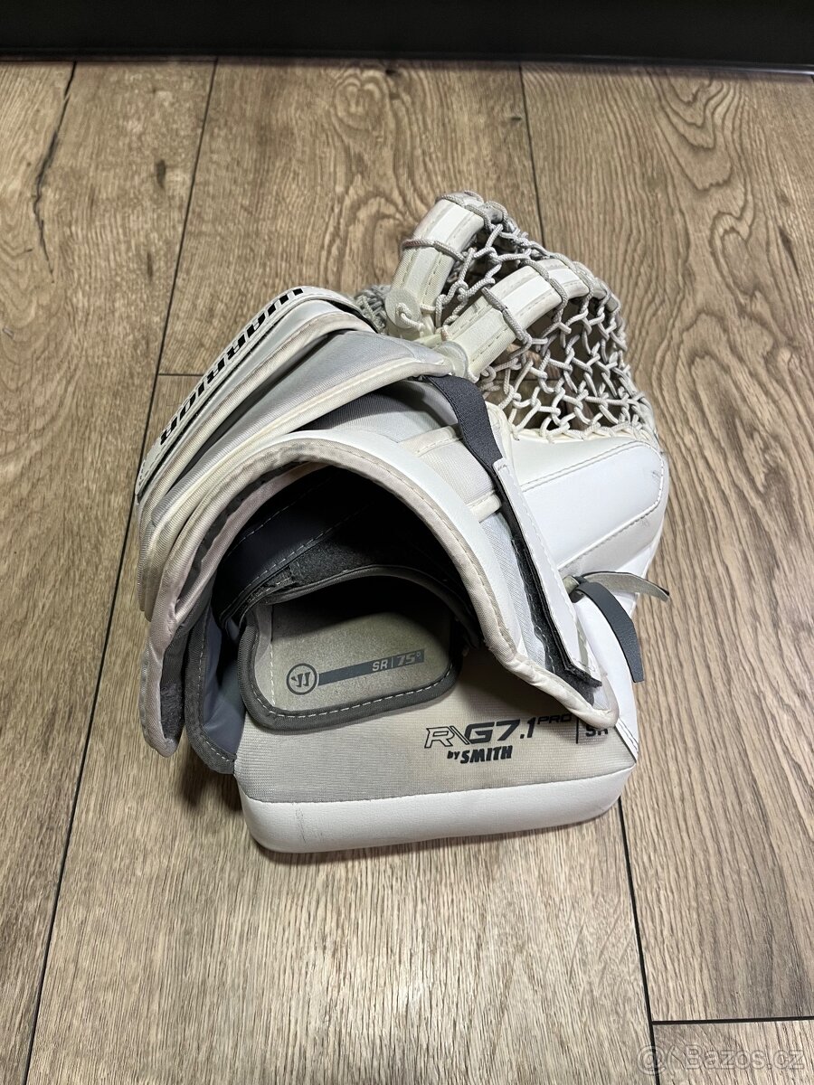 Warrior lapačka a vyrážečka - 4