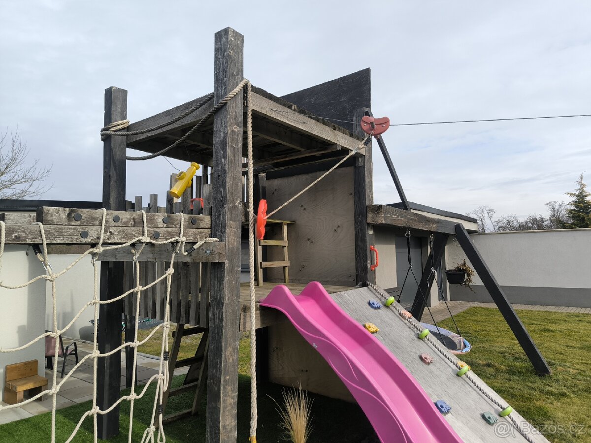 Dětské hřiště - 4