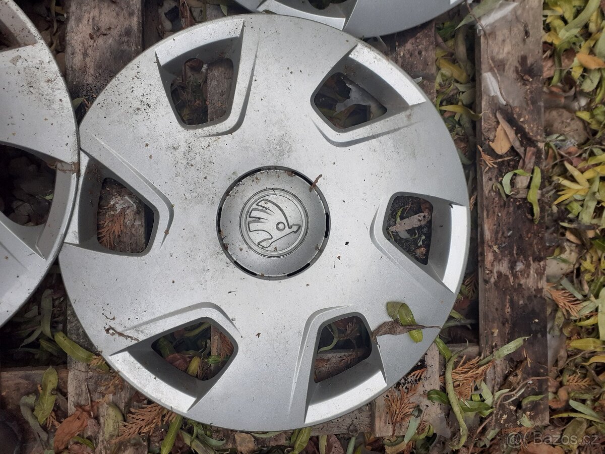Poklice Škoda 15" originál - 4