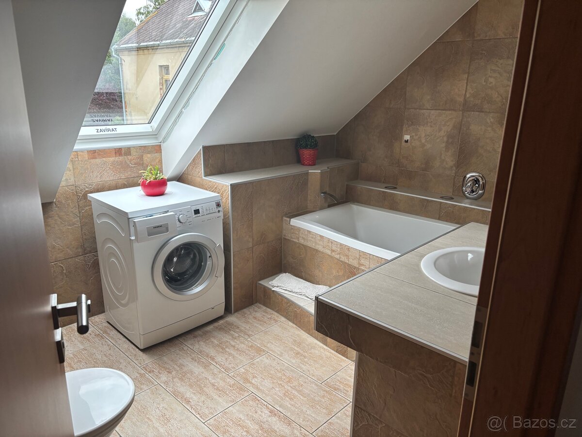 Spolubydlení, studentský byt - 4