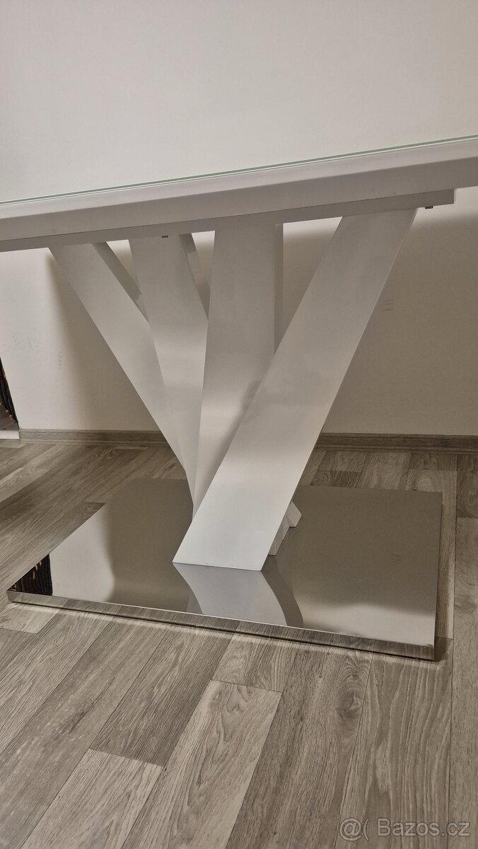 Prodám jídelní set, stůl 160 cm + 4 židle - 4