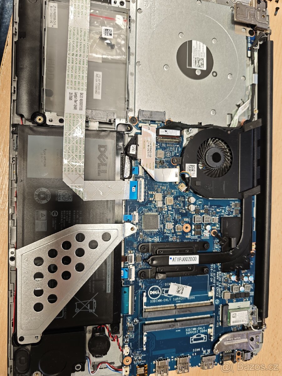 Dell Inspiron 15 5567 - díly - 4