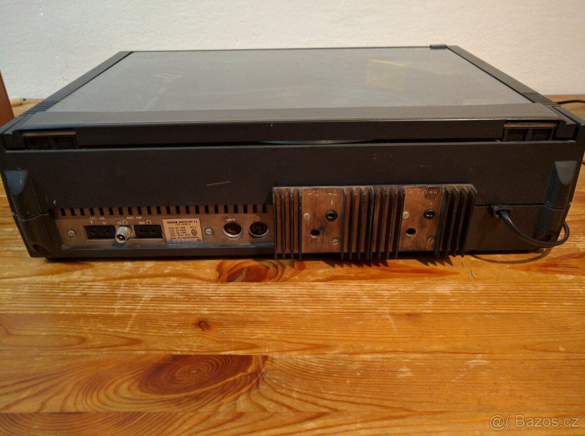 Gramoradio Tesla Dominant 1039A + repro - 4