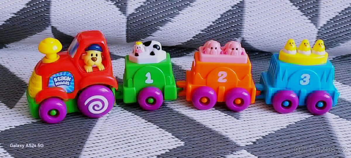 FUNKČNÍ DĚTSKÝ VLÁČEK - STACK BUDDIES - DÉLKA 47cm - 4