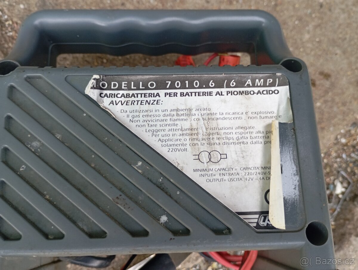 Nabíječka autobaterií 12V 6 A - 4