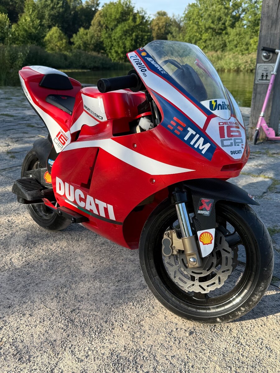 Dětská motorka Peg-Pérego Ducati GP - 4