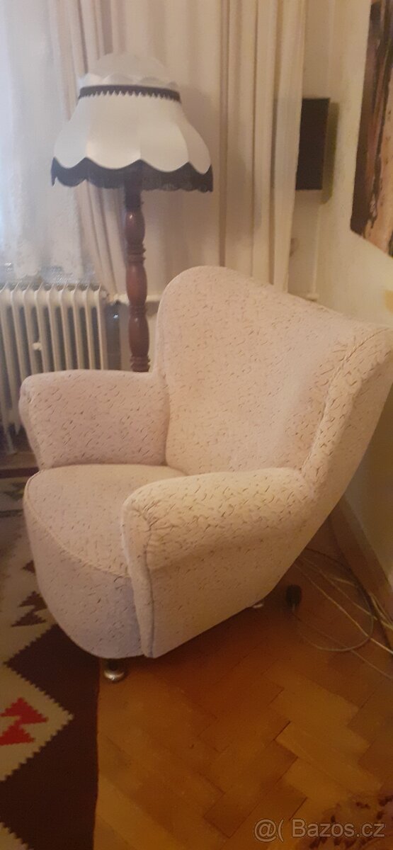 STAROŽITNÉ KŘESLO-UŠÁK - 4