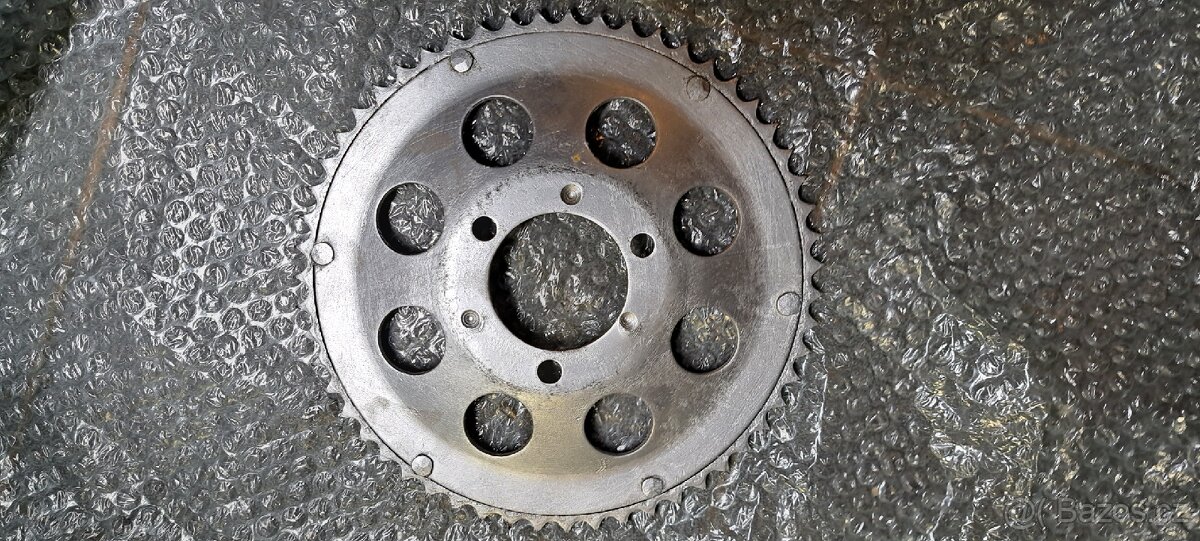 Jawa pionýr díly + rozeta - 4