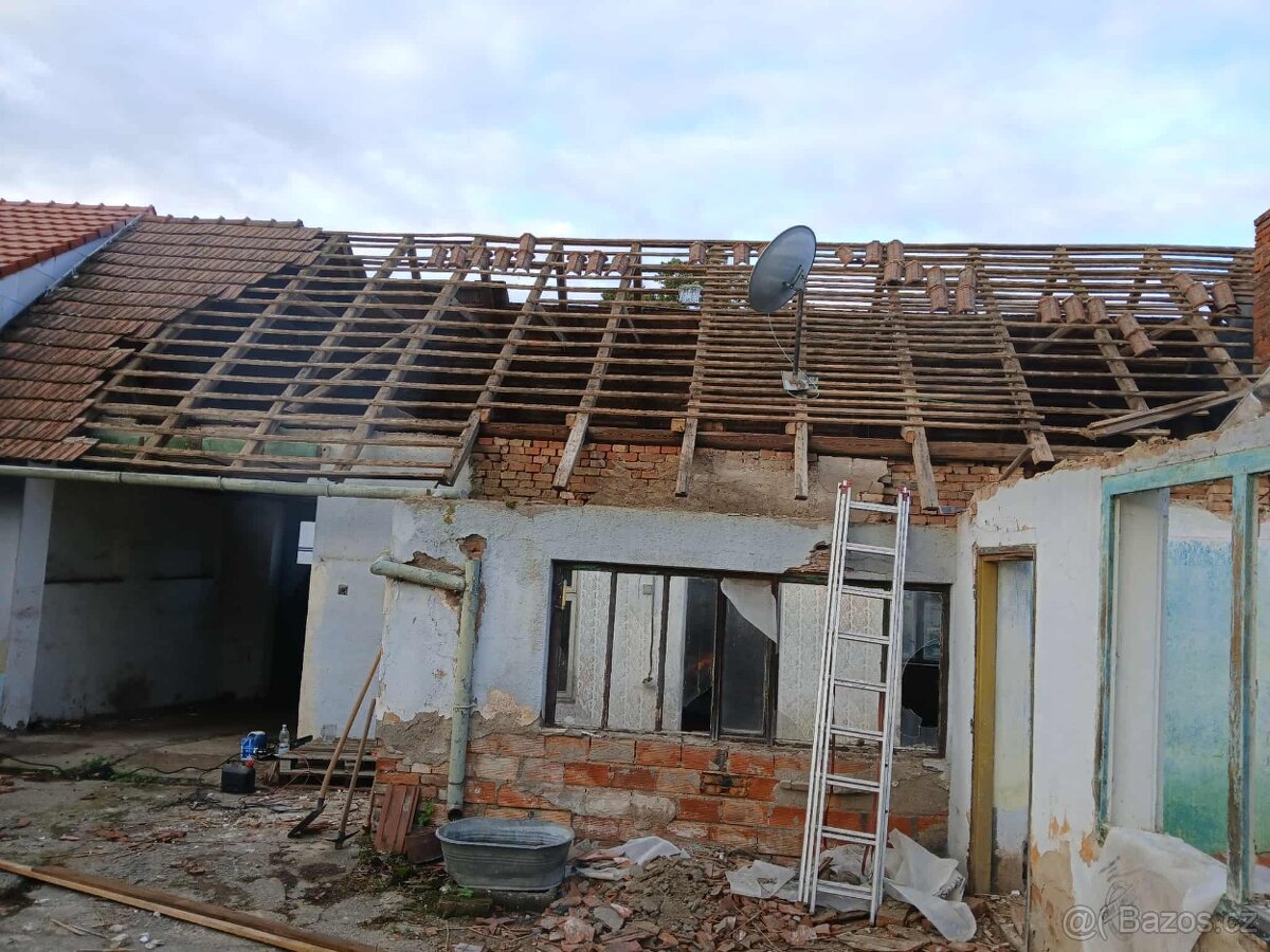 Cihly - demolice zdarma za materiál - 4