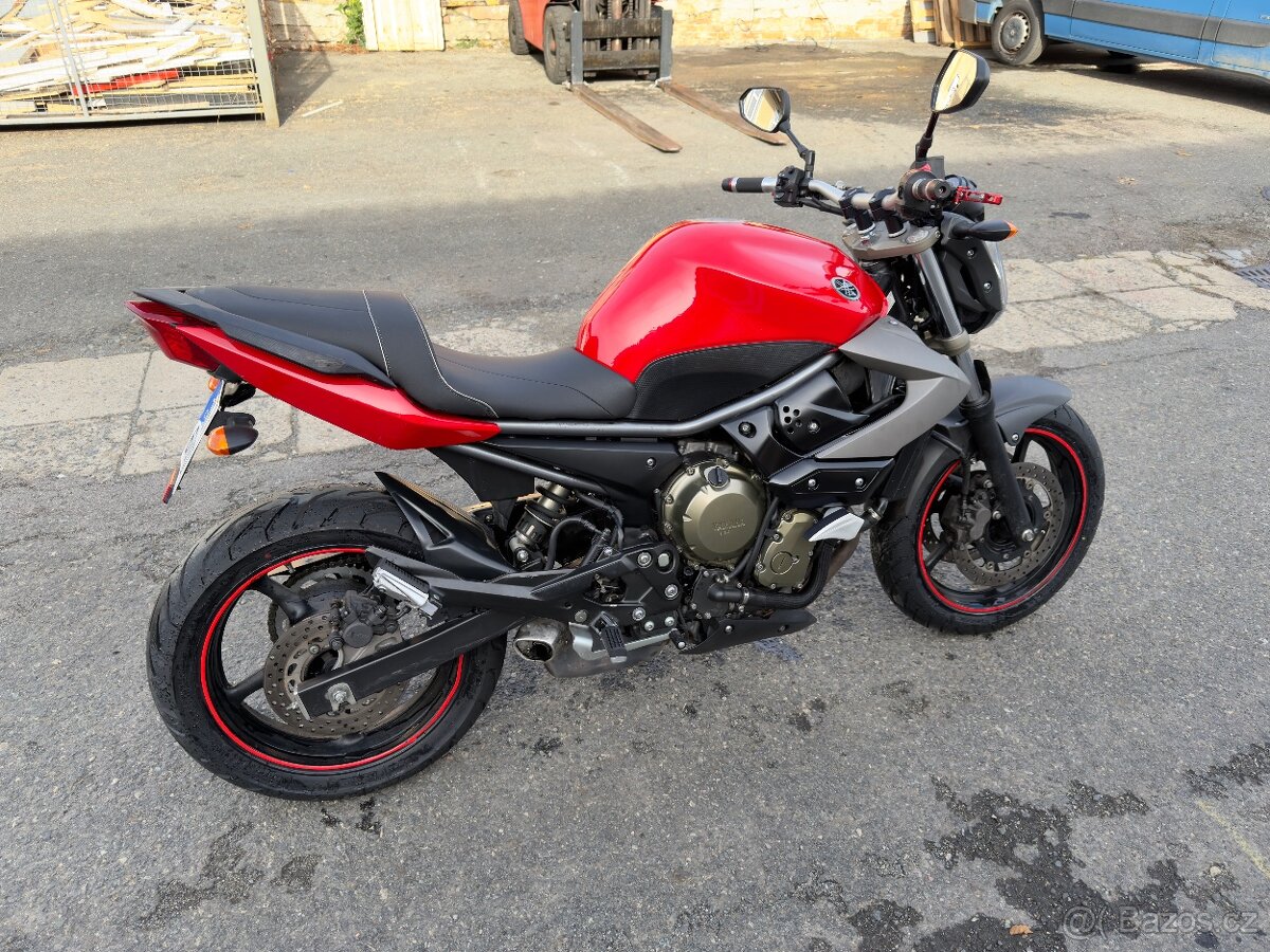 Yamaha XJ6 - 4