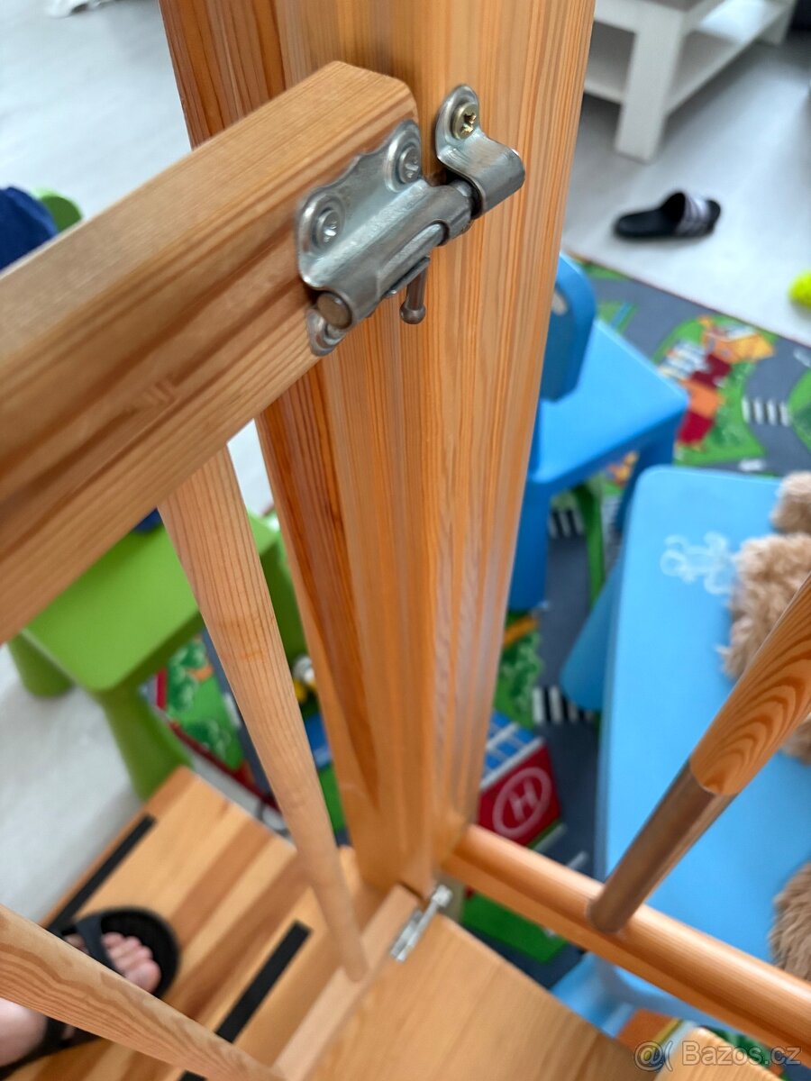 Dětská zábrana na schody - 4