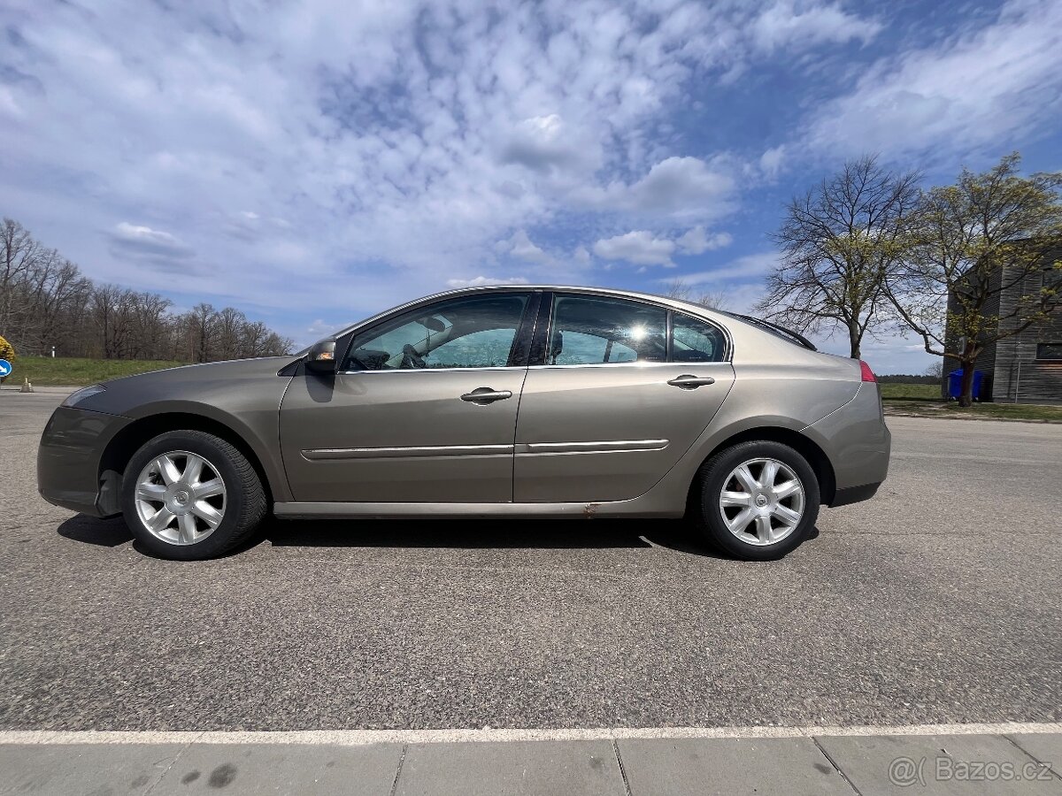 Renault Laguna 3 - 4