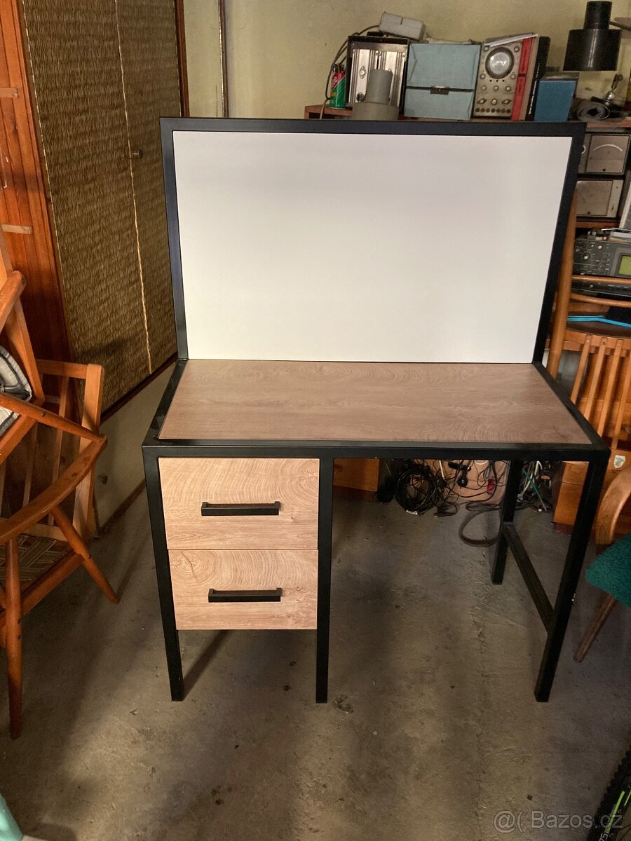 Kosmetický stolek - 4