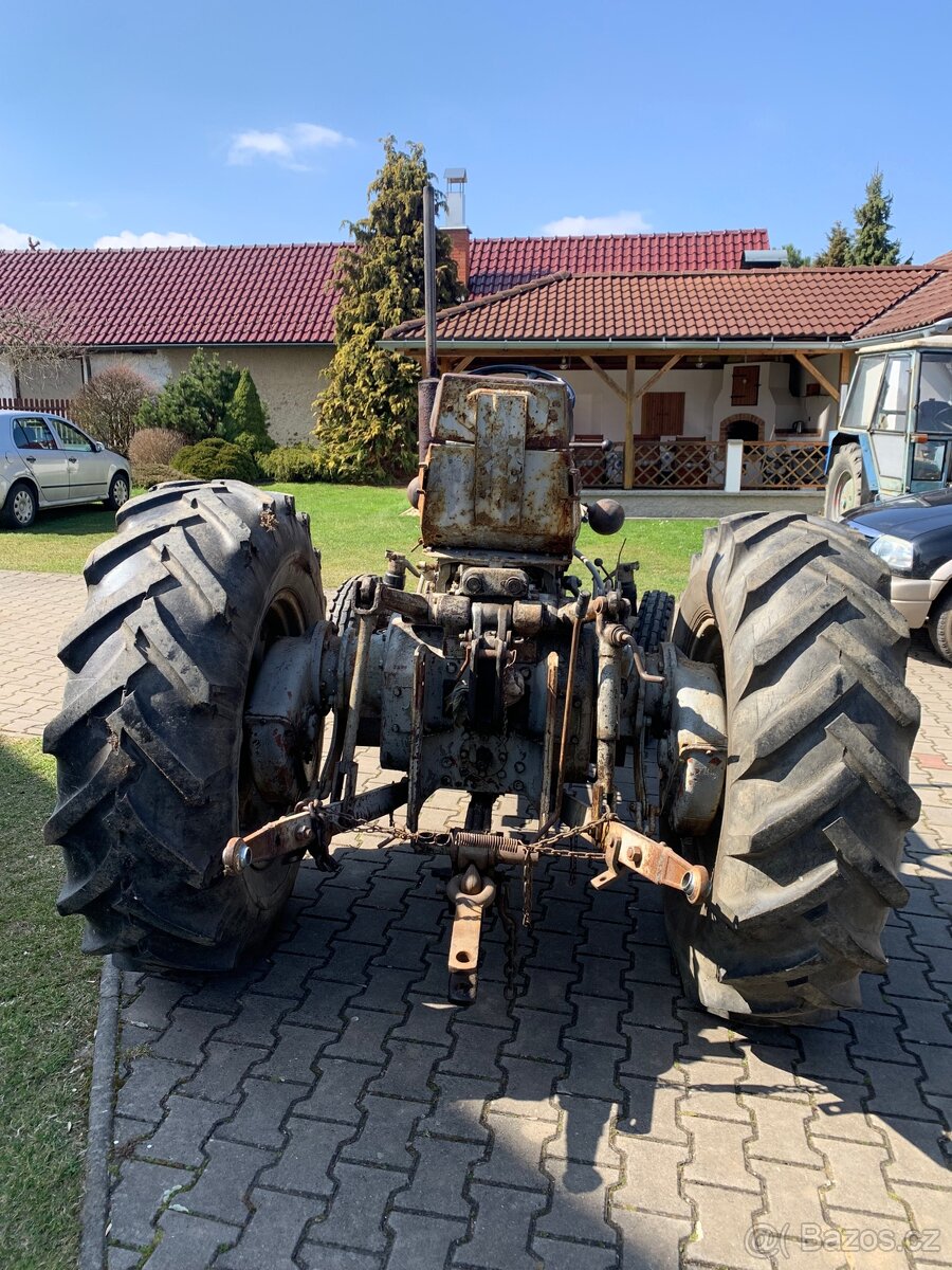 Zetor 4011 - 4