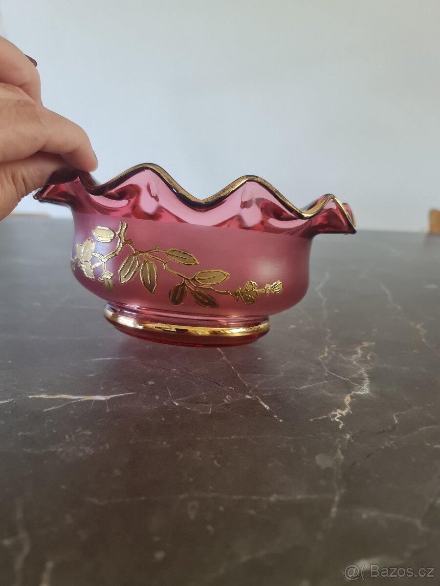 Krásná mísa z růžového skla - 4