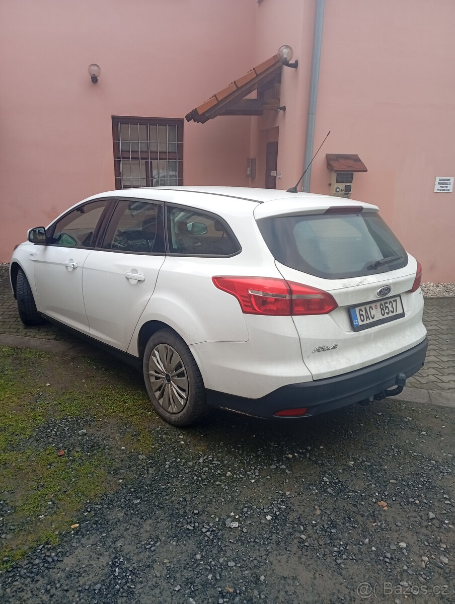 Ford Focus 1.5 (cena dohodou) - 4