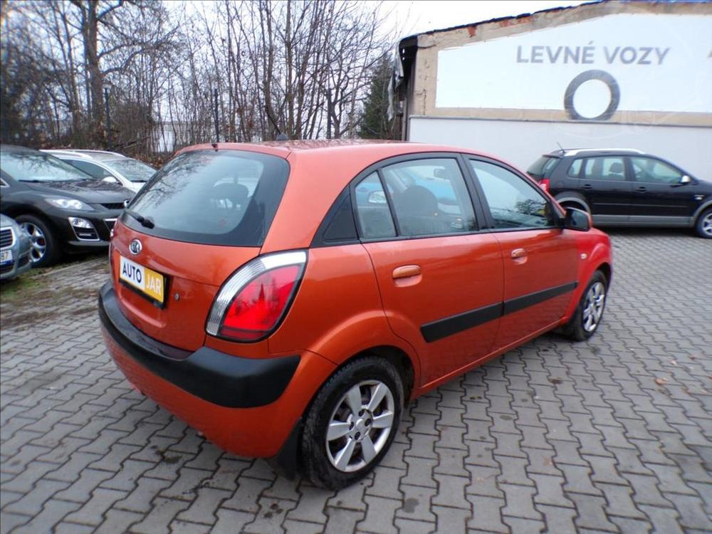 Kia Rio 1,4 16V - 4