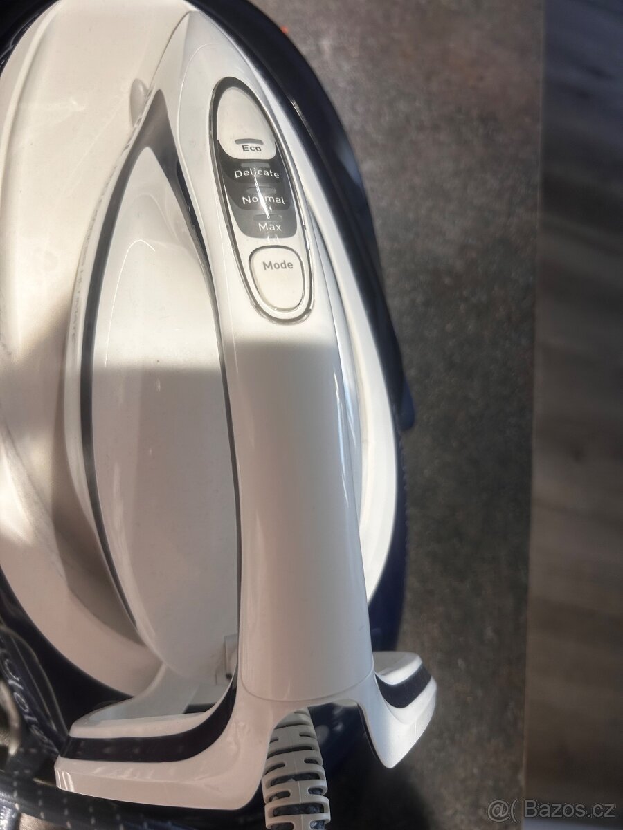 Parní generátor Tefal Pro Express Ultimate – plně funkční - 4