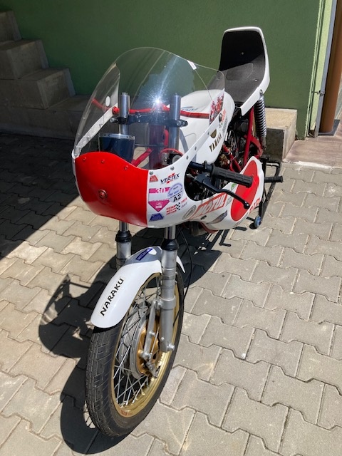 Závodní veterán. - 4