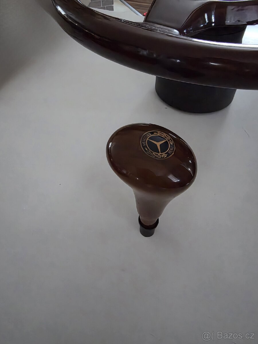 Dřevěný volant - 4