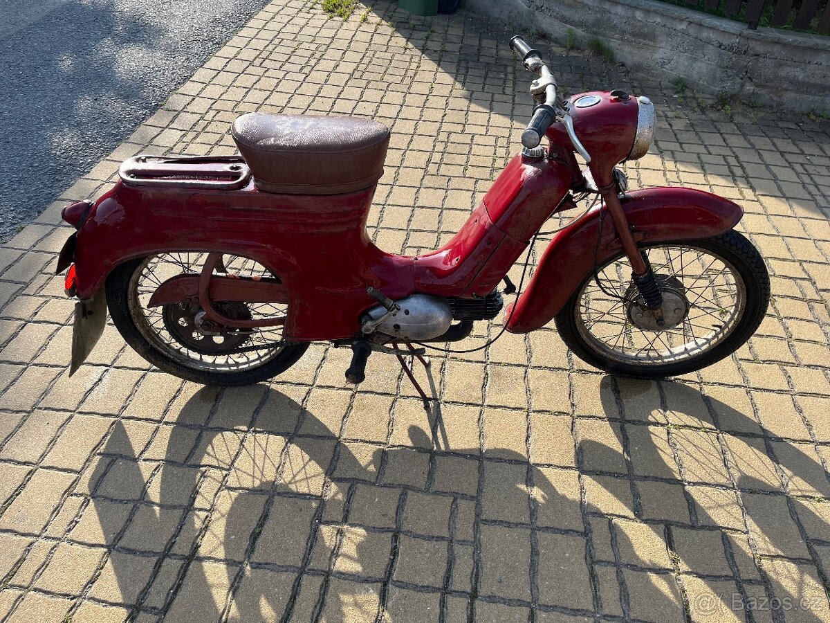 Jawa 555 - 4