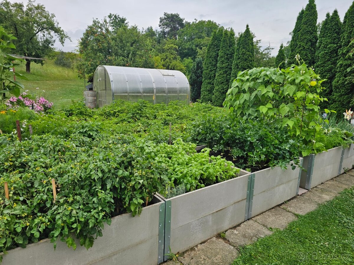 Vyvýšený záhon / kompostér - 4